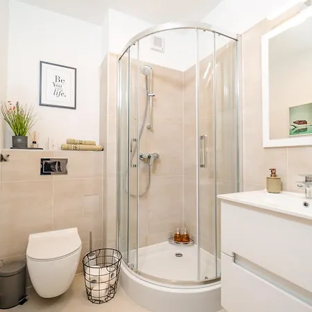 Athena - Inima Pietei Unirii - By Openhouse Apartament Timişoara